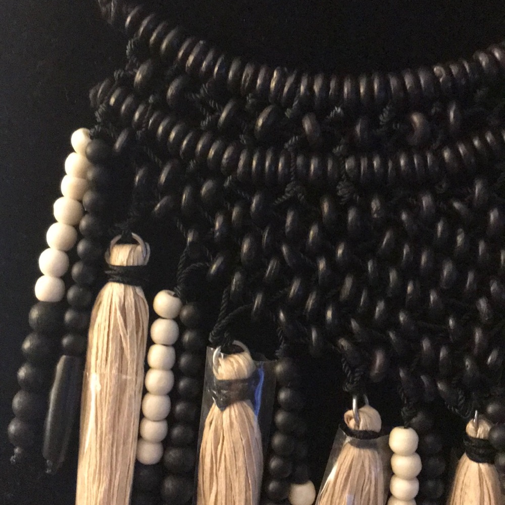 ❤️❤️Chico’s necklace - Picture 2 of 3